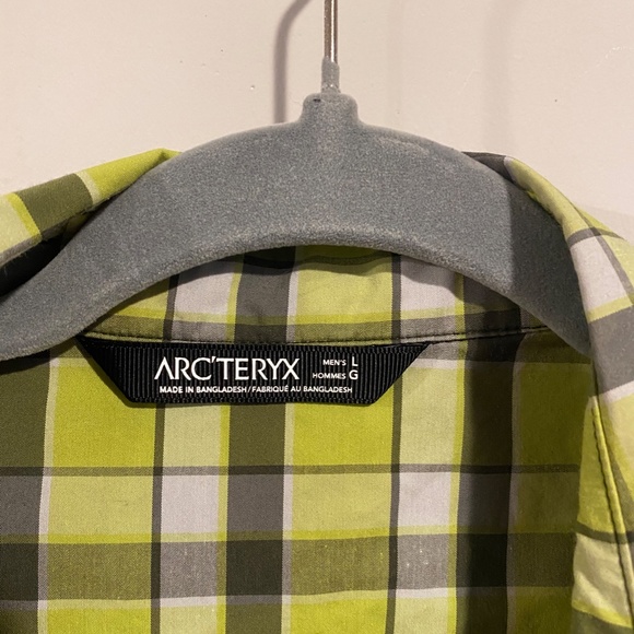 Arcteryx Short Sleeve Breathable Button Up - Picture 2 of 2